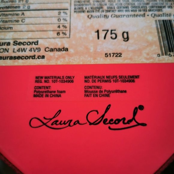 Laura Secord Heart Shaped Pink Velvet Chocolate Box with Bow - Picture 8 of 16